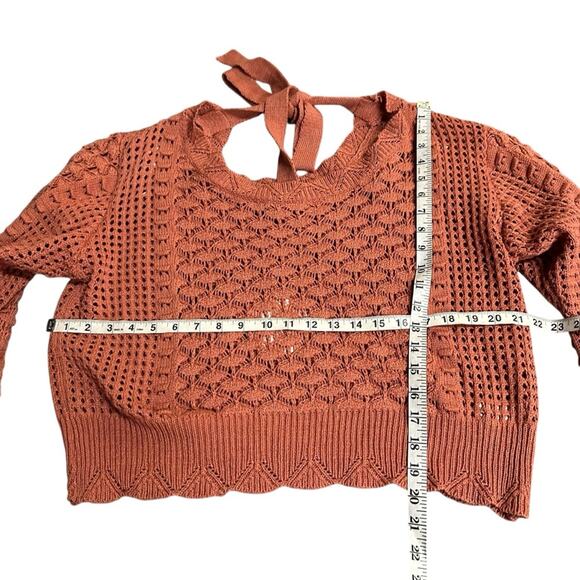 NEW Umgee Rosewood Eyelet Boatneck Sweater Size Medium - Picture 3 of 6